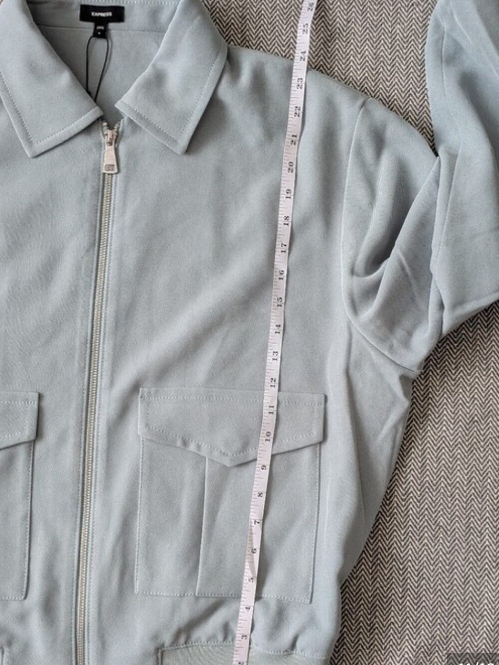 NWT Express Light Sage Bomber Cargo Jacket (size small) lightweight for fall - Picture 11 of 12